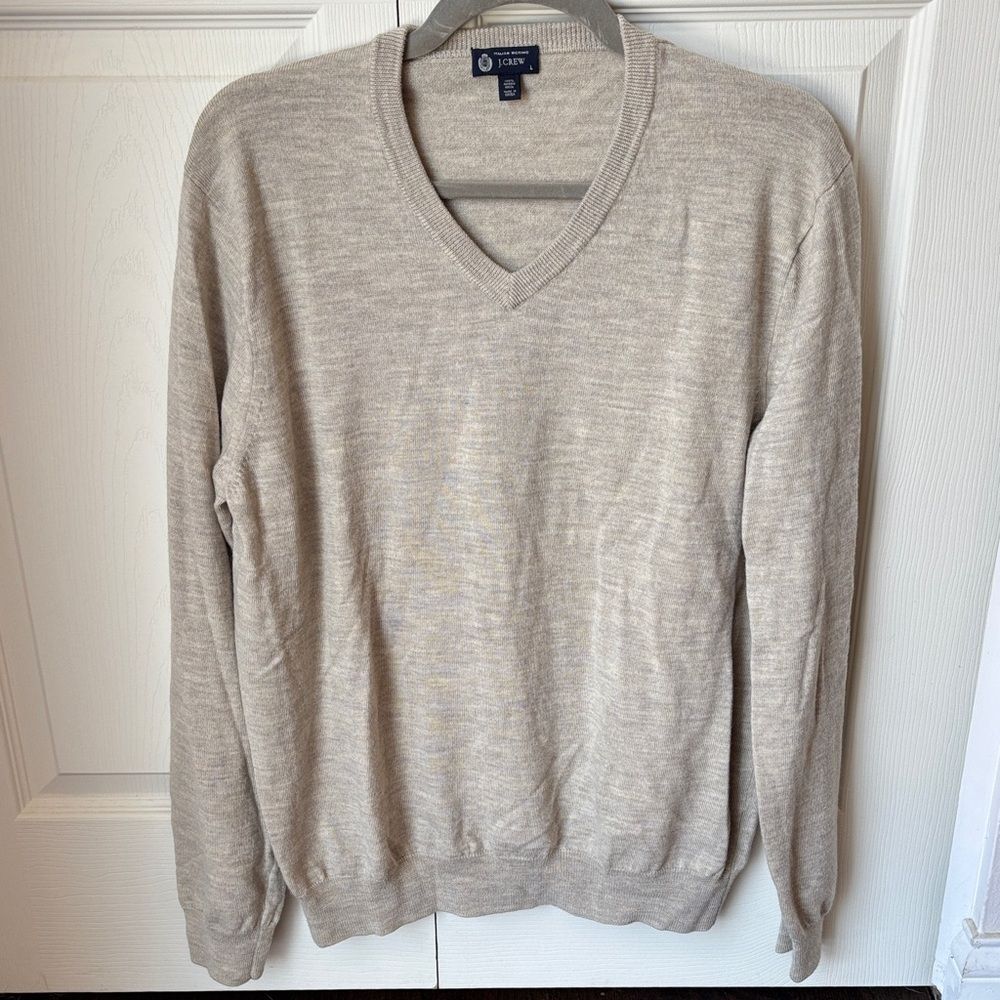 J. Crew 100% merino wool Men's V-Neck Sweater heathered tan oatmeal large EUC